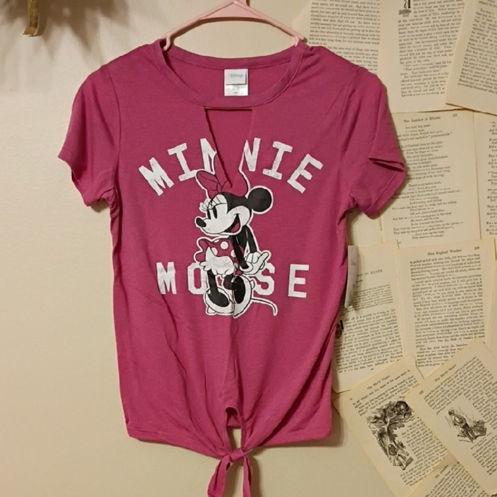 NWT Adorable Minnie Mouse Tee